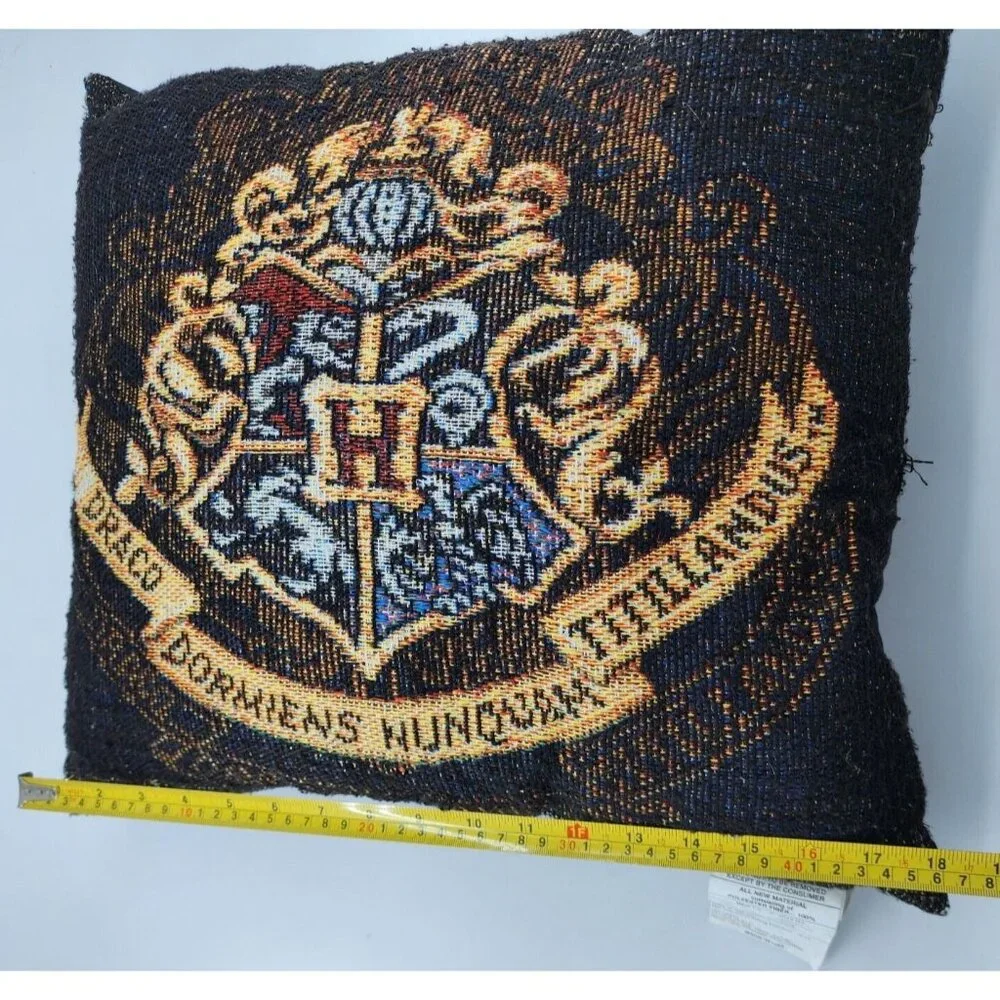 VTG x2 Harry Potter Hogwarts Crest/Marauder's‎ Map Woven Tapestry Throw Pillows